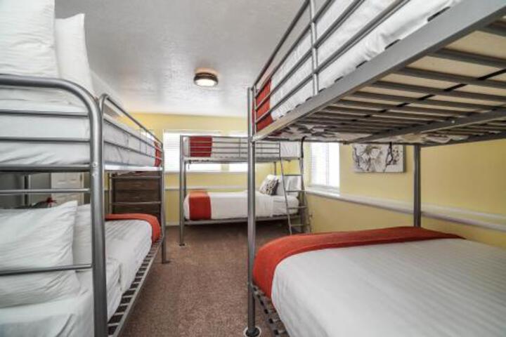 #48: Bountiful Retreat - thumb 4