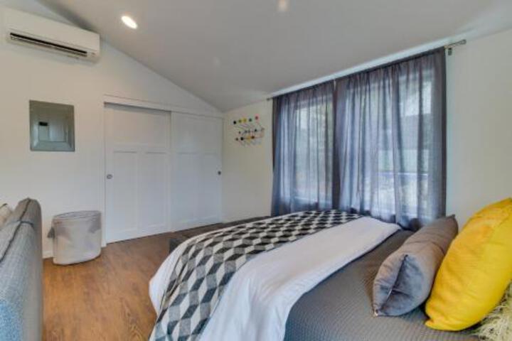 New Portland Neighborhood Studio - thumb 5