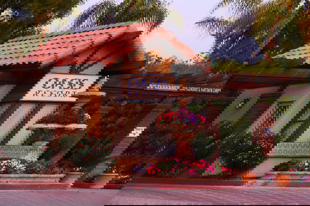 The Oasis Resort - thumb 2