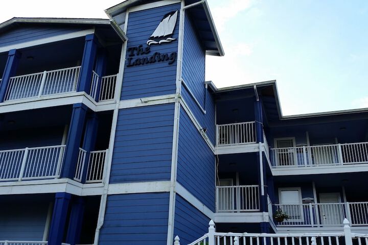 The Landing At Newport - thumb 3