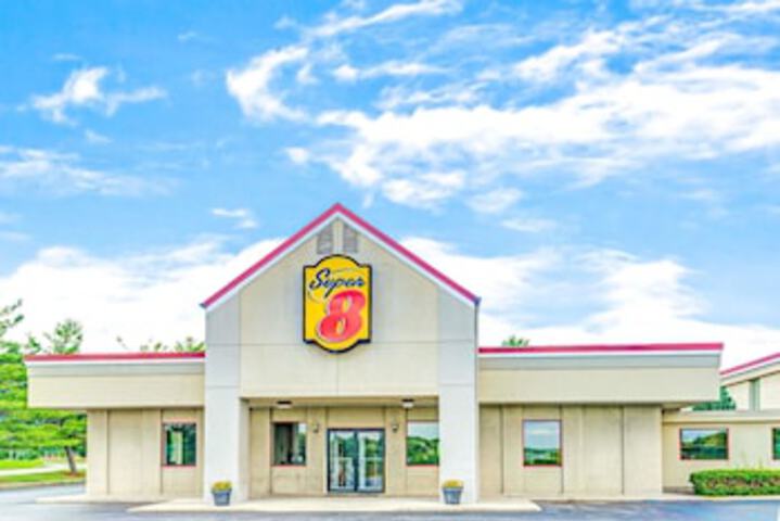 Super 8 By Wyndham Indianapolis South