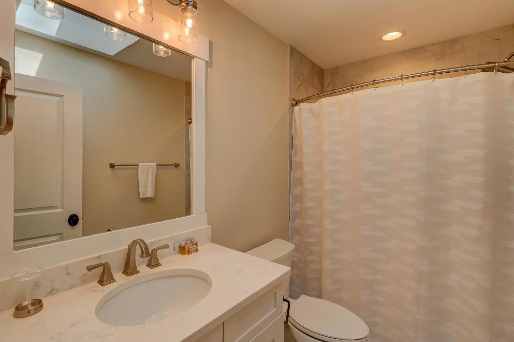 1 Cedar Waxwing 5 BR Home Private Pool - thumb 3