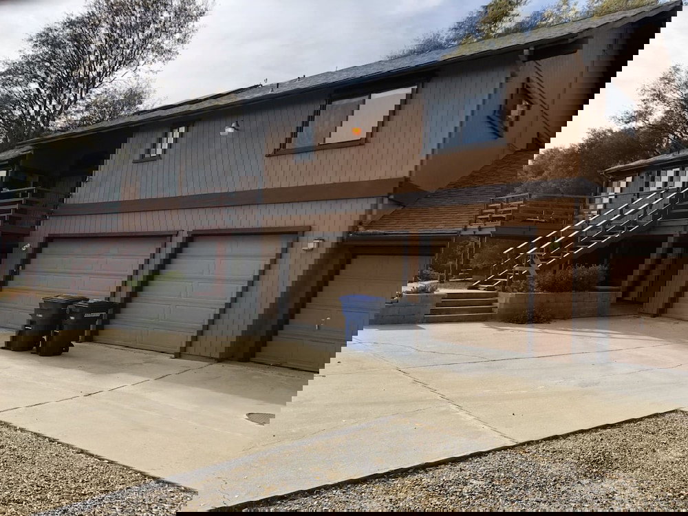 Leaning Pine Retreat - thumb 0