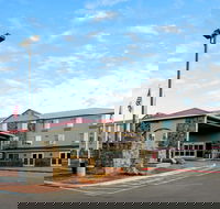 La Quinta Inn  Suites by Wyndham Moab - Accommodation Indiana