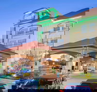 La Quinta Inn  Suites by Wyndham Oklahoma City - Moore - Accommodation Indiana