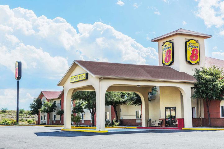 Super 8 By Wyndham Willcox - thumb 2