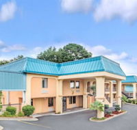 Super 8 by Wyndham Forest Park - Accommodation Indiana