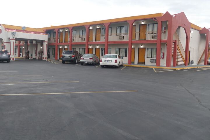 Allstate Inn Seymour - thumb 2