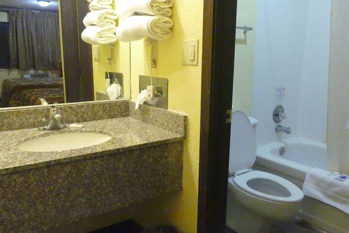 Allstate Inn Seymour - thumb 6