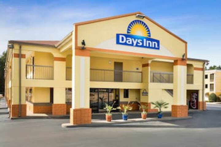 Days Inn By Wyndham Acworth - thumb 0