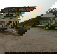 Golden Manor Inn  Suites - Accommodation Indiana