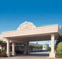 Quality Inn  Suites McDonough South I-75 - Accommodation Indiana