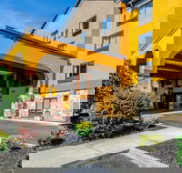 Quality Inn  Suites Abingdon - Accommodation Indiana