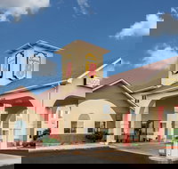 Super 8 by Wyndham Gretna - Accommodation Indiana