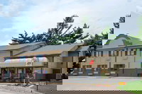 Super 8 by Wyndham Pella