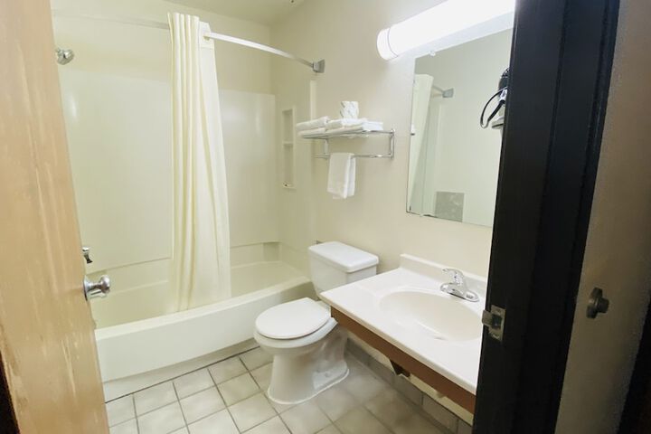 Super 8 By Wyndham Mokena/Frankfort /I-80 - thumb 4