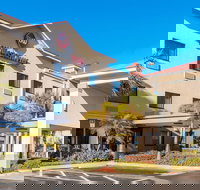 Best Western Plus Sebastian Hotel  Suites - Accommodation Indiana