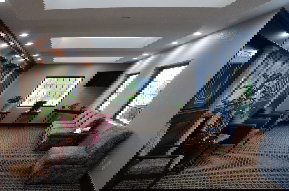 Gateway Inn And Suites - thumb 2