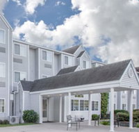 Microtel Inn  Suites by Wyndham Manistee - Accommodation Indiana