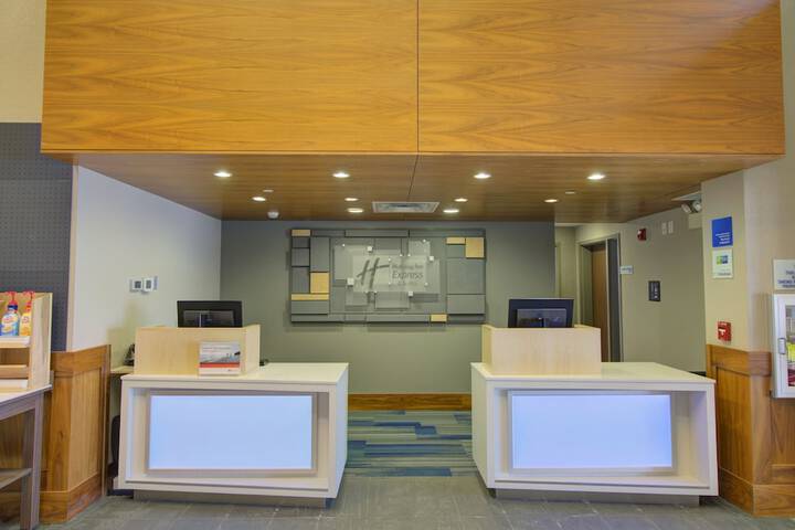 Holiday Inn Express Hotel And Suites Mankato East, An IHG Hotel - thumb 5