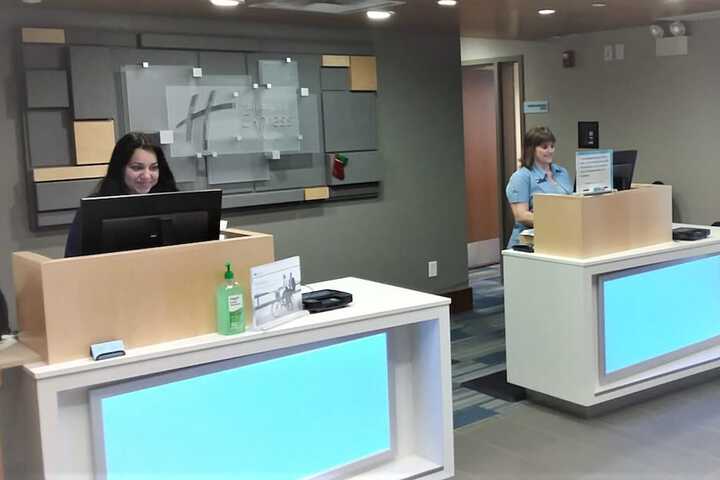 Holiday Inn Express Hotel And Suites Mankato East, An IHG Hotel - thumb 6