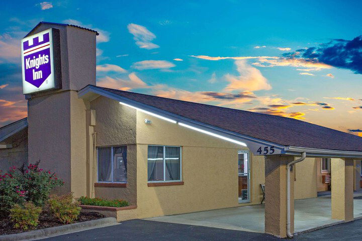 Knights Inn Mount Airy - thumb 1