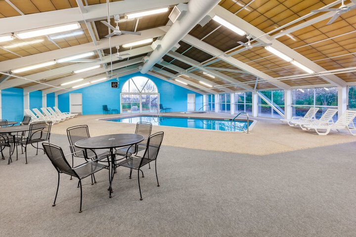 Ramada By Wyndham Canton/Hall Of Fame - thumb 1