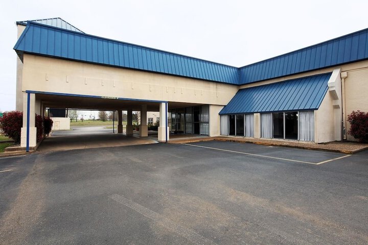 Americas Best Value Inn Marshall - thumb 2