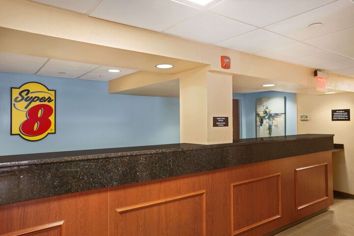 Super 8 By Wyndham Mount Laurel - thumb 2