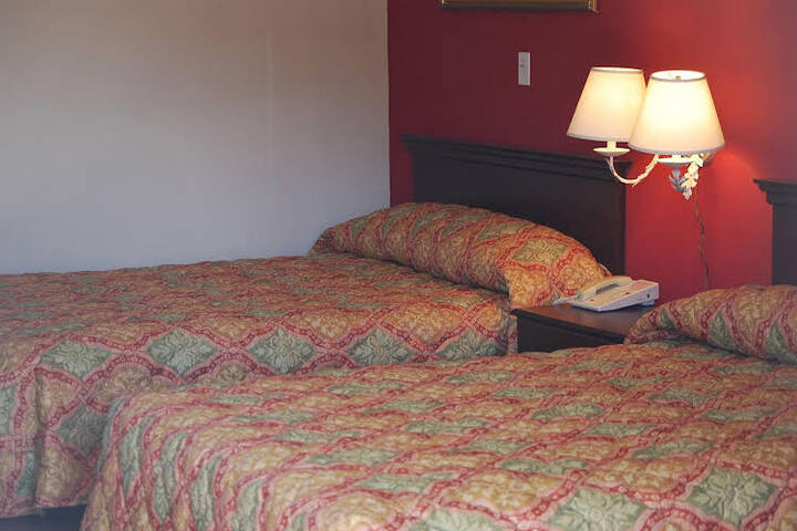 Atlanta Airport Hotel - thumb 2