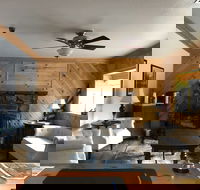 Bay Meadows Resort - Accommodation Indiana