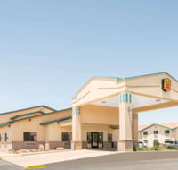 Super 8 by Wyndham Santa Rosa - Accommodation Indiana