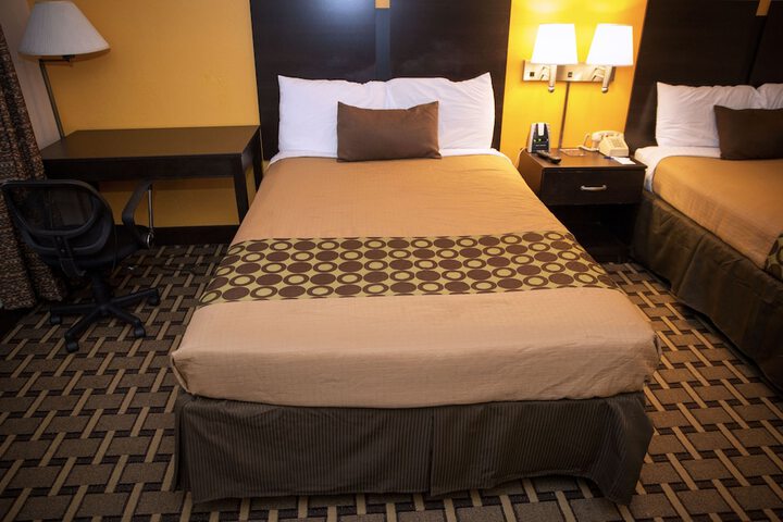 Ahoskie Inn - thumb 5