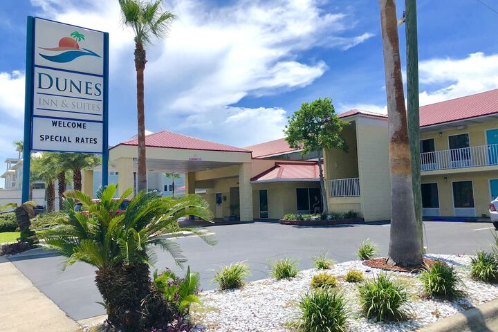 Dunes Inn & Suites - thumb 3