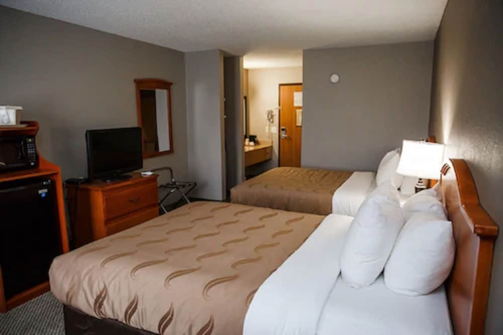 Quality Inn Burlington Near Hwy 34 - thumb 6