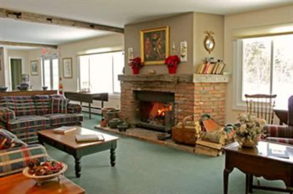 The Inn At Mount Snow - thumb 3