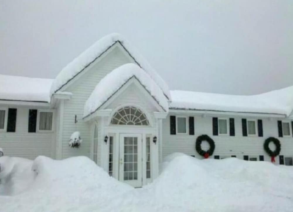 The Inn At Mount Snow - thumb 0