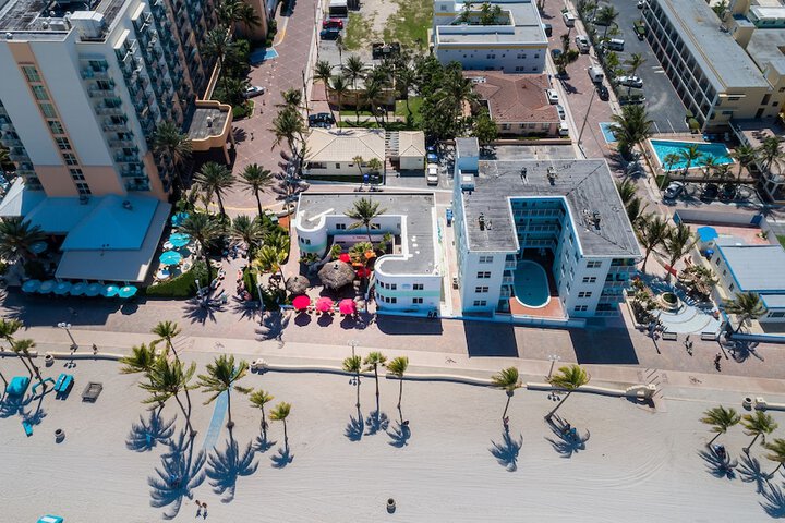 Walkabout Beach Resort - thumb 5