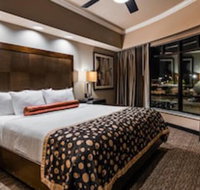 Best Western Premier Crown Chase Inn  Suites - Accommodation Indiana