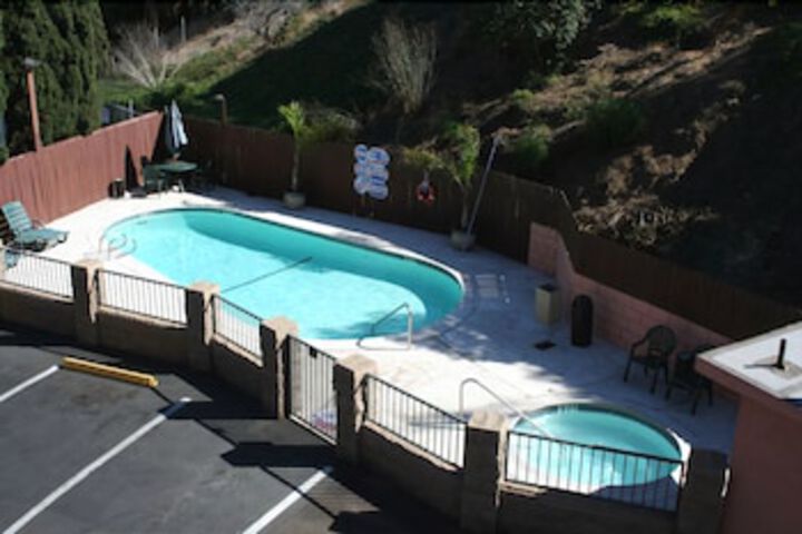 Bay Inn And Suites At Seaworld - thumb 1