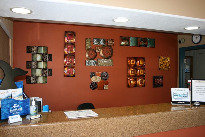 Bay Inn And Suites At Seaworld - thumb 3