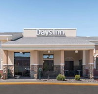 Days Inn by Wyndham Minot - Accommodation Indiana