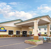 Days Inn by Wyndham Marquette - Accommodation Indiana