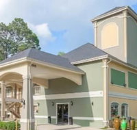 Super 8 by Wyndham Mansfield LA - Accommodation Indiana
