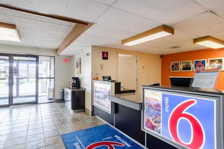 Motel 6 Gillette, WY - thumb 7