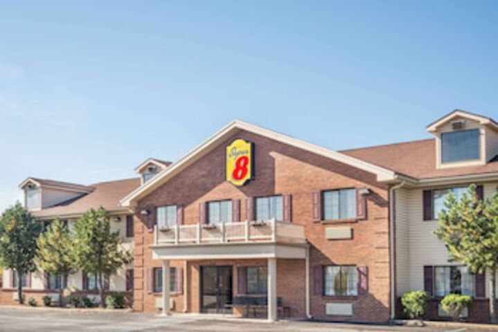 Super 8 By Wyndham Madison/Hanover Area