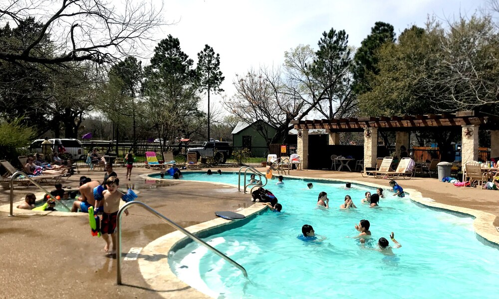 Rustic Creek Ranch Resort - thumb 3