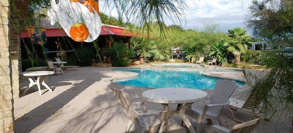 Rustic Creek Ranch Resort - thumb 1