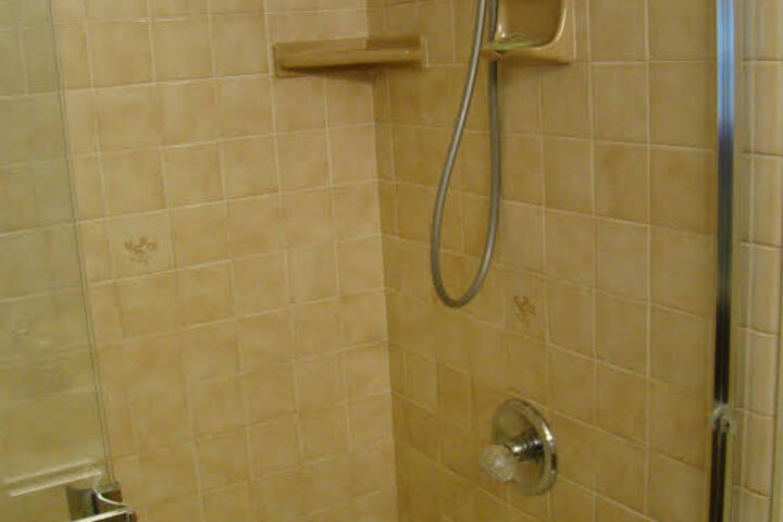 Ponderosa Gardens Motel - thumb 2