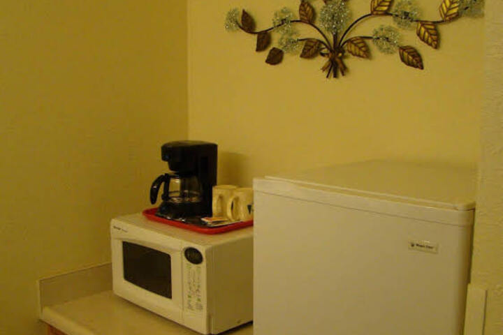 Ponderosa Gardens Motel - thumb 6